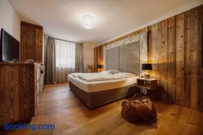 Hotel Lisa - Image 2