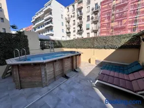 Appartement 3 chambres, piscine privée et parking - Image 2
