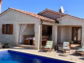 Villa Mirela with a comfortable garden and pool - Image 4