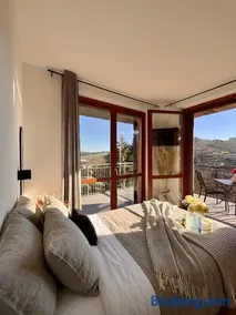Elegant Penthouse LA BALCONATA - Wellness Retreat & Castle View - Image 2