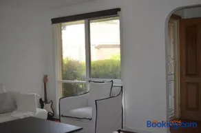 Donvale House 15KM to CBD 3 Bed rooms - Image 4