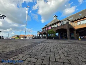 Boathouse Hotel - Image 2
