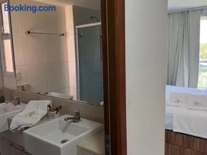 Catu Lake Resort - Image 2