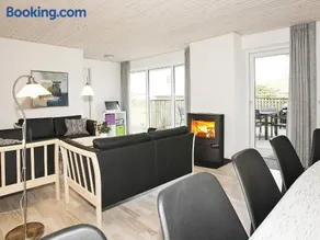 Luxury Spa Retreat by Sea By Traum Ferienwohnungen - Image 3