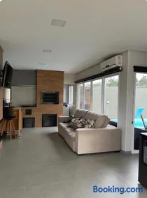 Casa com piscina - Image 1