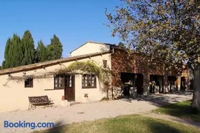 Gîte équestre en Provence aux pieds des Alpilles - Image 1