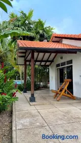 Villa de lujo con piscina de ensueño - Image 2