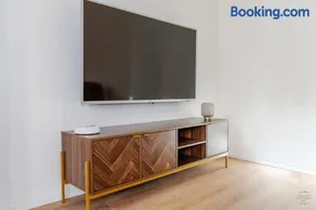 Orefici's Home - Image 3