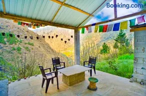 Apple Blush Retreat - Tirthan Valley - Image 3