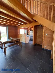 Maison écoresponsable classée 3 étoiles avec son jardin clos - Image 3