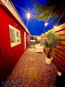 Charming Scandinavian eco house with private garden and jacuzzi between Amsterdam Haarlem and Schiphol Airport - Image 1