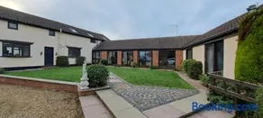 Massive 4 bed with countryside views in Peterborough - Image 4
