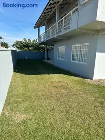 Ampla casa com 5 quartos e vista para o mar - Image 4