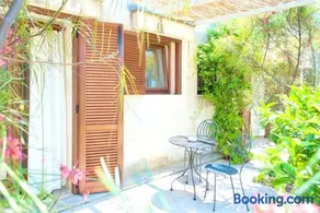 Bright Apartment in Minervino di Lecce with Shared Pool - Image 5