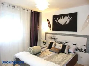 Apartamentos varios con 2 dorm en Marina Dor , la playa de Amplaries 1-47 , vista lateral al mar - Image 5