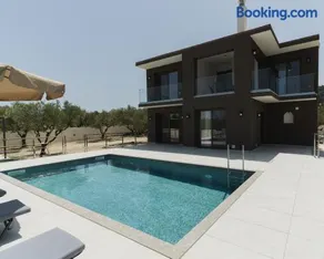 Athena Villas - Image 1