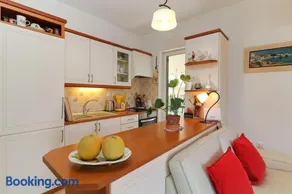 Zoumperi Cute and Cozy close to airport and Rafina - Image 4