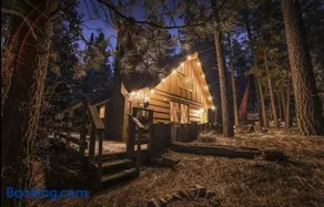 Cabin on Rainbow - Spa - Fireplace - BBQ - EV - Save with Longer Stay! - Image 2