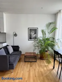 Luxury Apartment in Central Geneva - Image 1