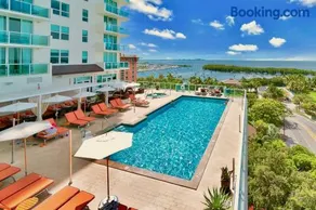 Balcony Ocean View ! Pool - WiFi - Gym - Parking - Image 2