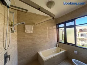 Ocean Crest Residence - Image 4