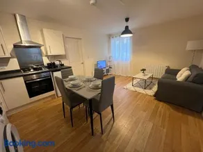 Charming one bedroom flat in Stonehouse - Image 3