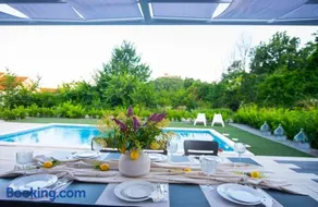 Holiday home Sika with heated pool near Split - Image 3