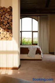 Clay - Rare Earth Retreats - Image 5
