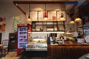 9 Hostel and Bar - Image 2