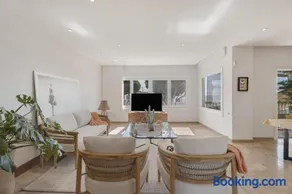 Villa avec internet haut débit, barbecue et terrasse | Vue mer - Image 3