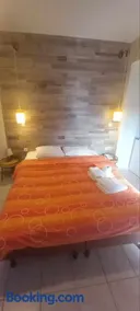 Voreas Hotel - Image 2