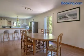 Vacances détente dans cette maison avec piscine à Crac'h - Image 2