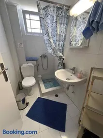 Handra Apartment Seaview - Image 1