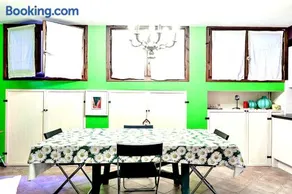 Tavernetta con camino in collina - Image 3