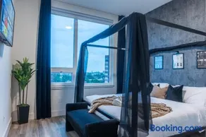 Luxury Lookout with NYC view, 2BR plus Free Parking, Sleeps 8, 20 Percent Off - Image 4