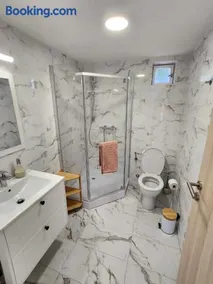 Dunakavics Apartman - Image 5