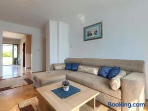 Holiday Home Dora by Interhome - Image 5