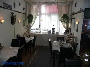 Staten Hotel - Image 5