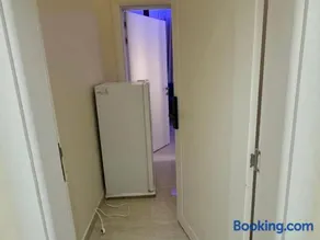 استوديوهات كبيرة مخدومة - Image 1