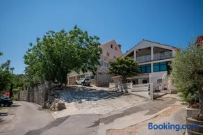 Country House Pansion - Image 2