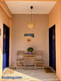 Casa Menidi - Image 1