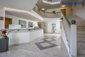 Wellness Ferienwohnung mit Hallenbad und Sauna - Image 3