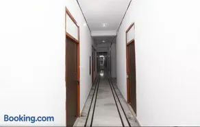 Star palace guest house - Image 1