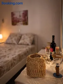 Myrto's Apartment No15 - Image 1