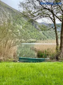 Chalet les pieds dans l'eau Lac Aiguebelette - Image 1
