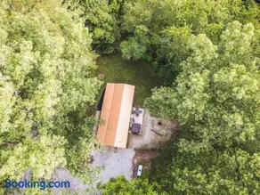 Copperhead Cabin- Hocking Hills Hot Tub Games - Image 2