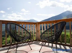 VIEW4TWO Chalet Apartment Zillertal - Image 4