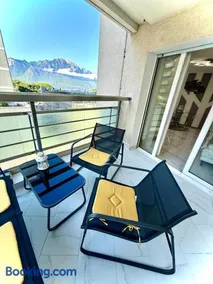 13 Lake View, Family central modern app - Image 2