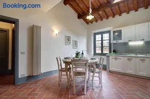 Villa Casaglia 1-apartment With Shared Pool - Image 2