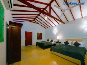 Saachi Lagoon Resort - Image 1